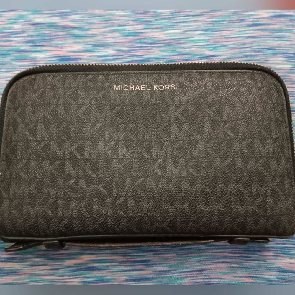 MK ORGANIZER